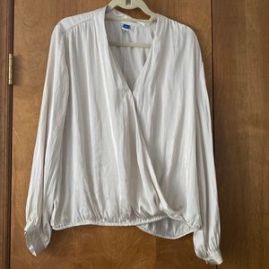 Cream/Nude Old Navy satiny blouse XL